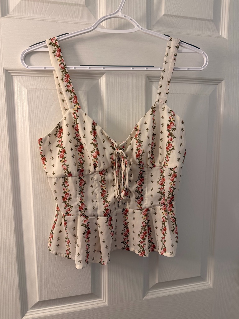 Cream Floral Lace-Up Peplum Camisole